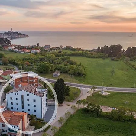 Apart Galant Guest house 4*