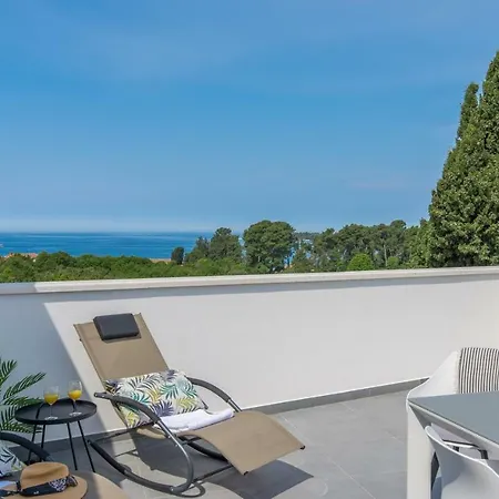 Apart Galant Guest house 4*