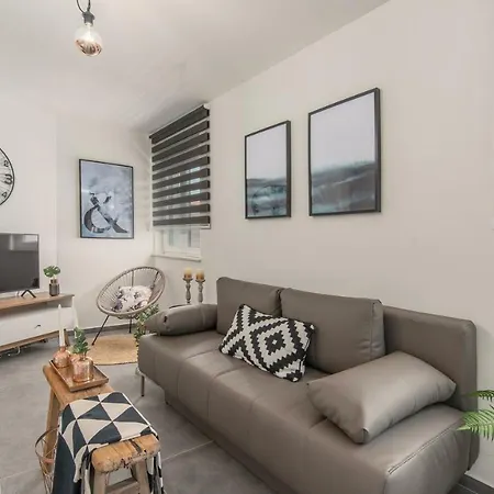 Apart Galant Guest house
